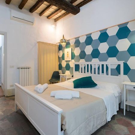 F4 - Santa Croce One Bedroom Flat 2 To 4 Guests Firenze Kültér fotó